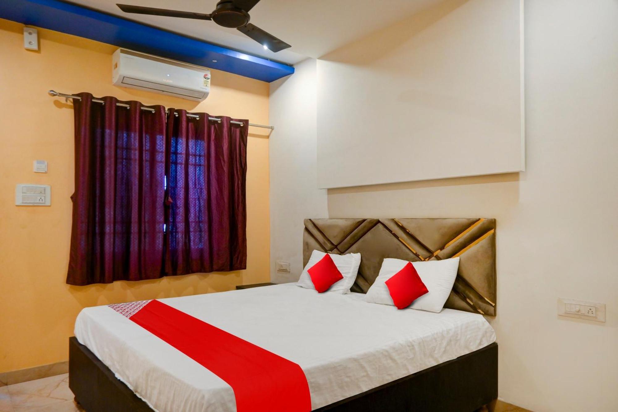 Hotel O Club Toronto Durg Εξωτερικό φωτογραφία