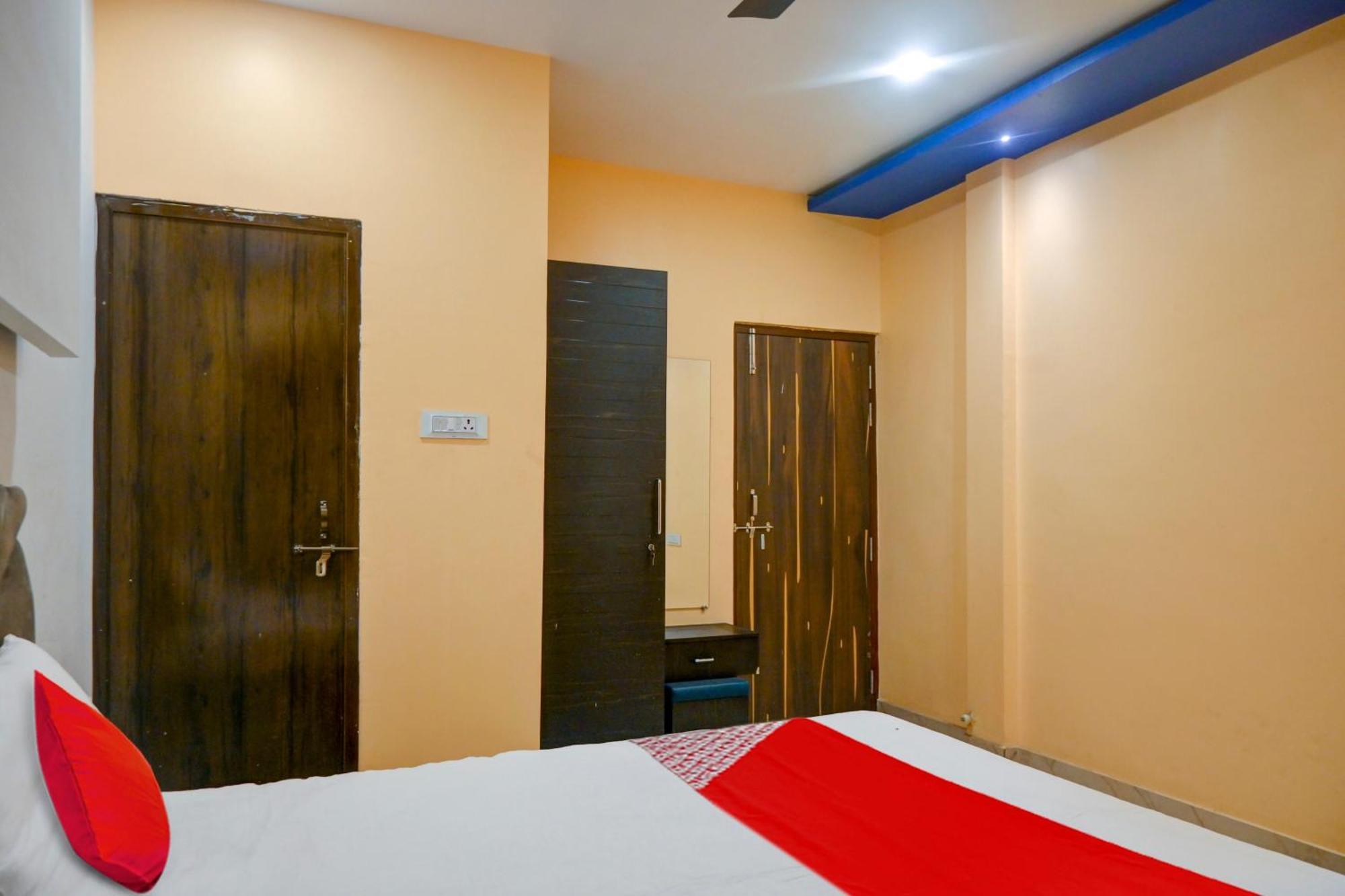 Hotel O Club Toronto Durg Εξωτερικό φωτογραφία